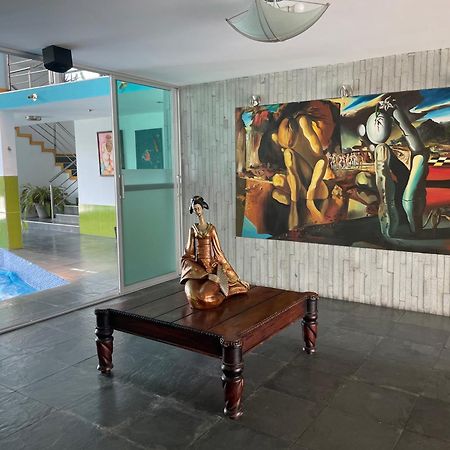 El Palacio De Cristal Sangolquí Esterno foto