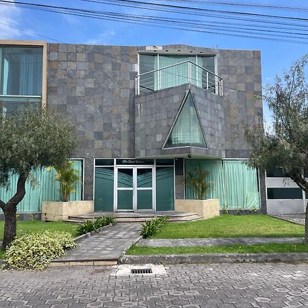 El Palacio De Cristal Sangolquí Esterno foto